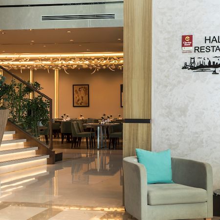 Clarion Hotel Golden Horn Estambul Exterior foto Restaurant