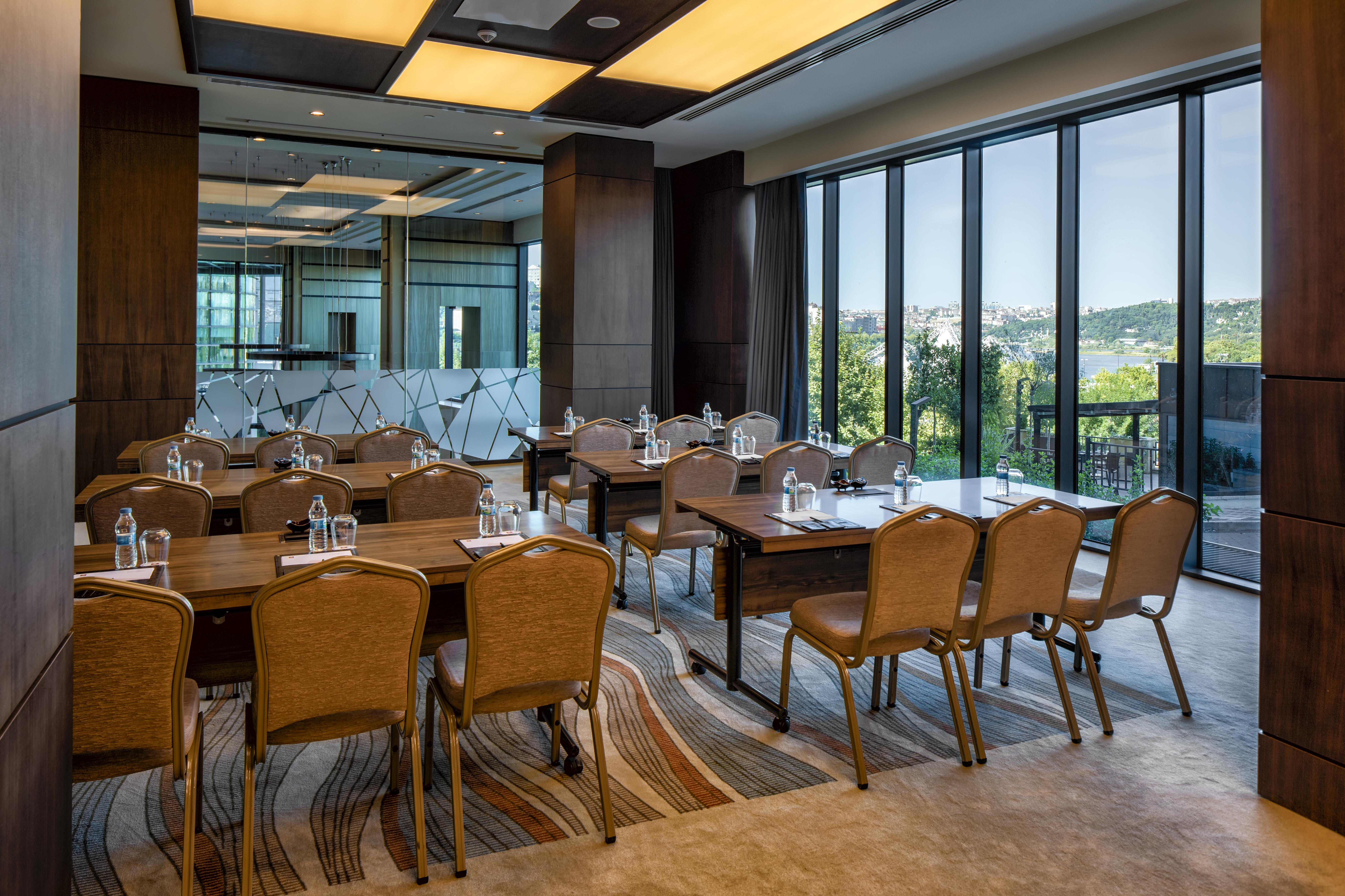Clarion Hotel Golden Horn Estambul Exterior foto Meeting room