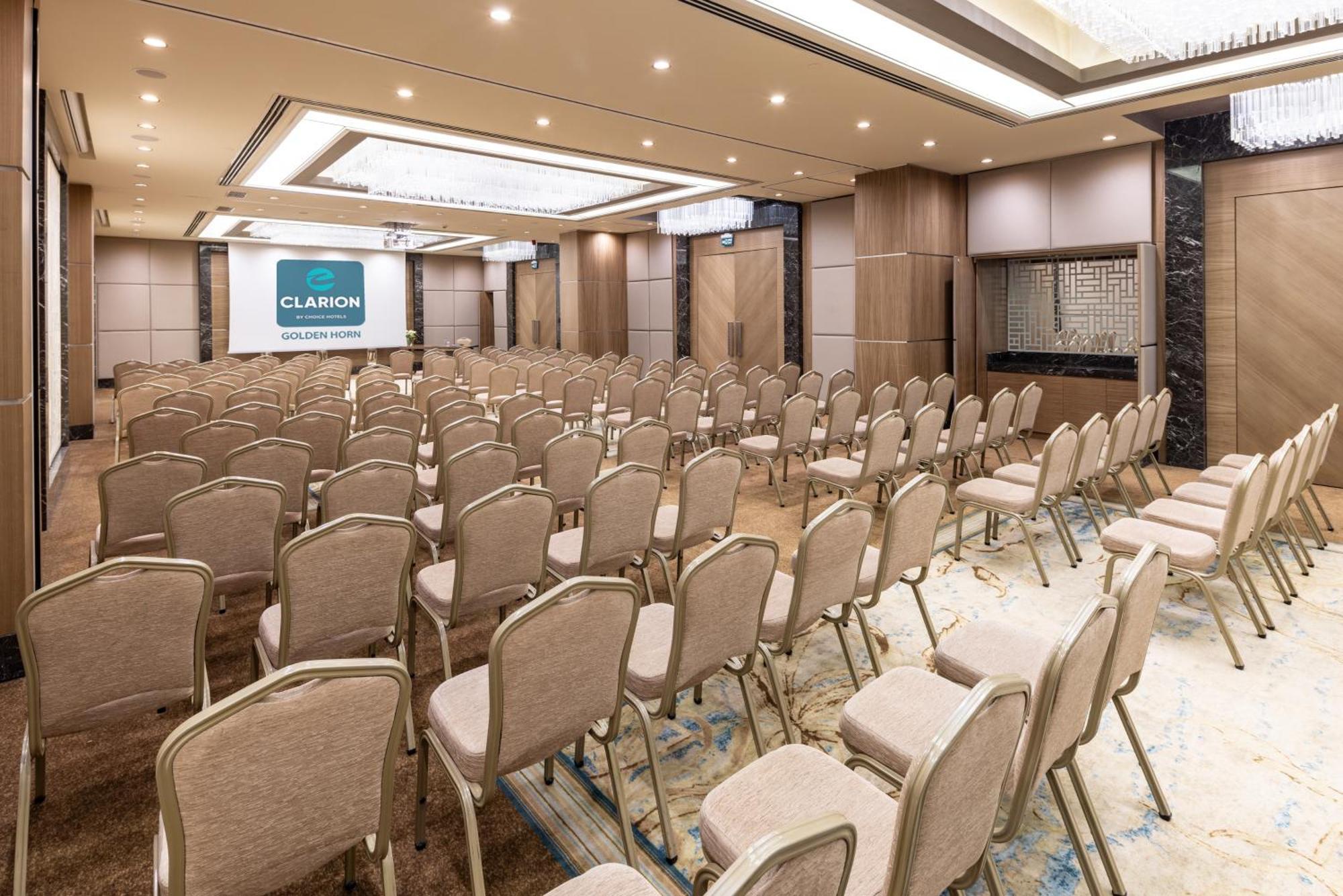Clarion Hotel Golden Horn Estambul Exterior foto The ballroom