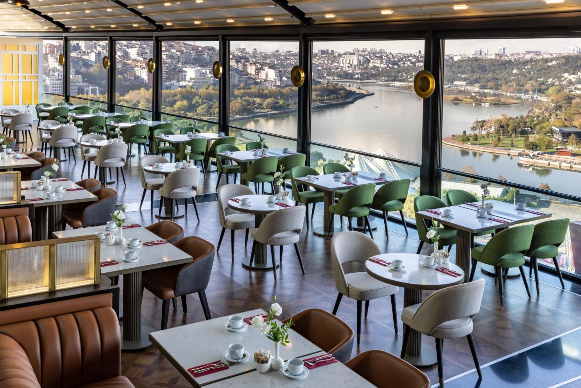 Clarion Hotel Golden Horn Estambul Exterior foto The restaurant