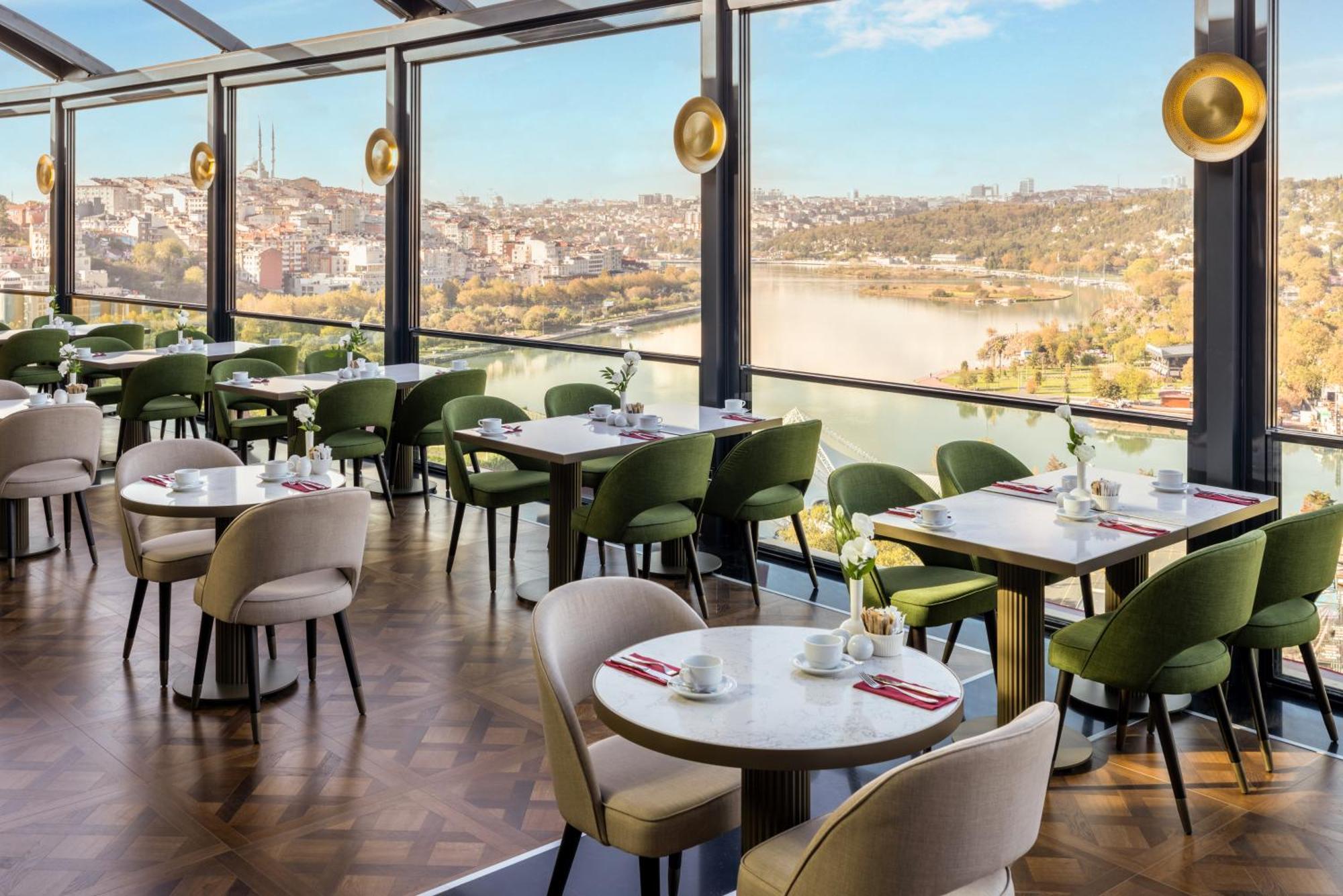 Clarion Hotel Golden Horn Estambul Exterior foto Restaurant